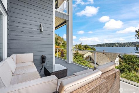9844 Arrowsmith Avenue S Seattle WA 98118