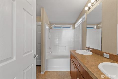 561 Morning View Avenue East Wenatchee WA 98802