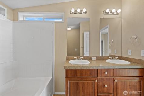 561 Morning View Avenue East Wenatchee WA 98802