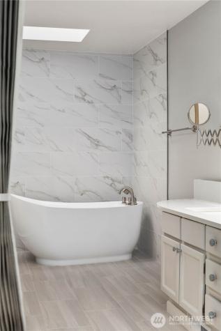 6021 158th Place NE Redmond WA 98052