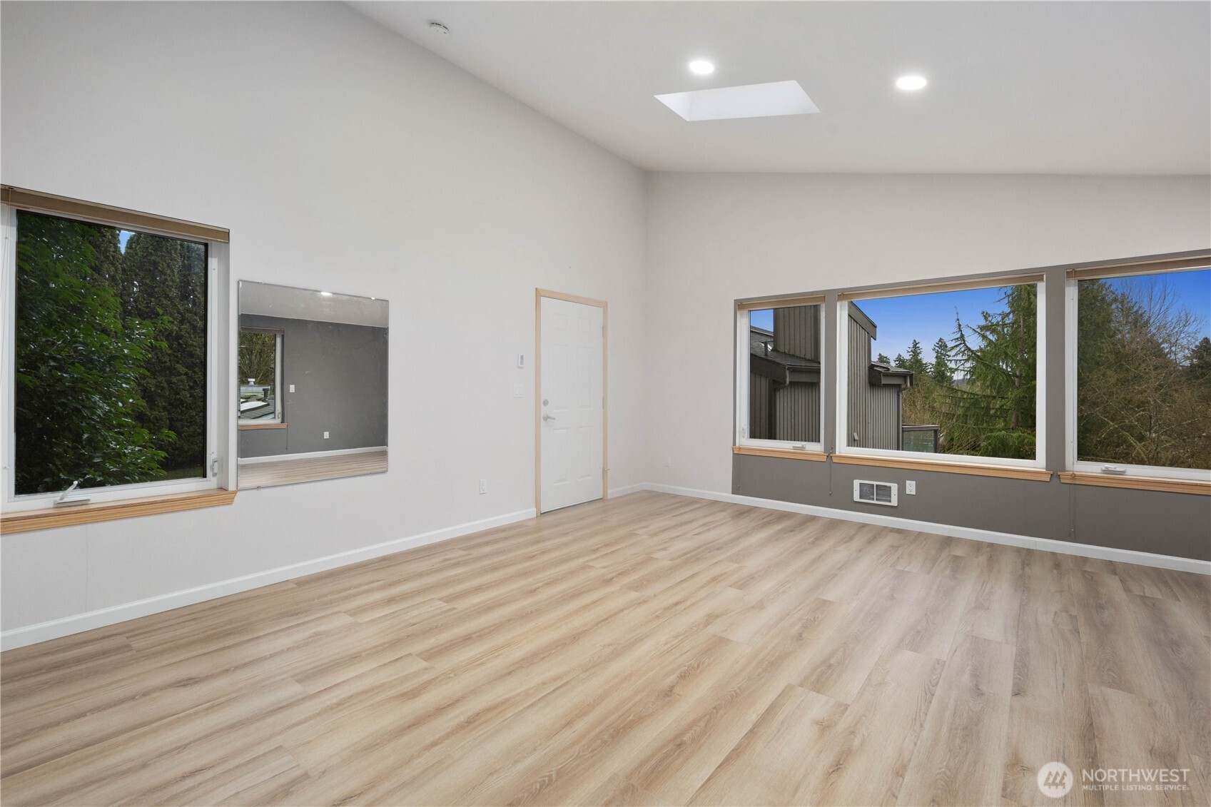 6021 158th Place NE Redmond WA 98052