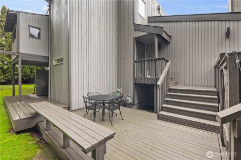 6021 158th Place NE Redmond WA 98052