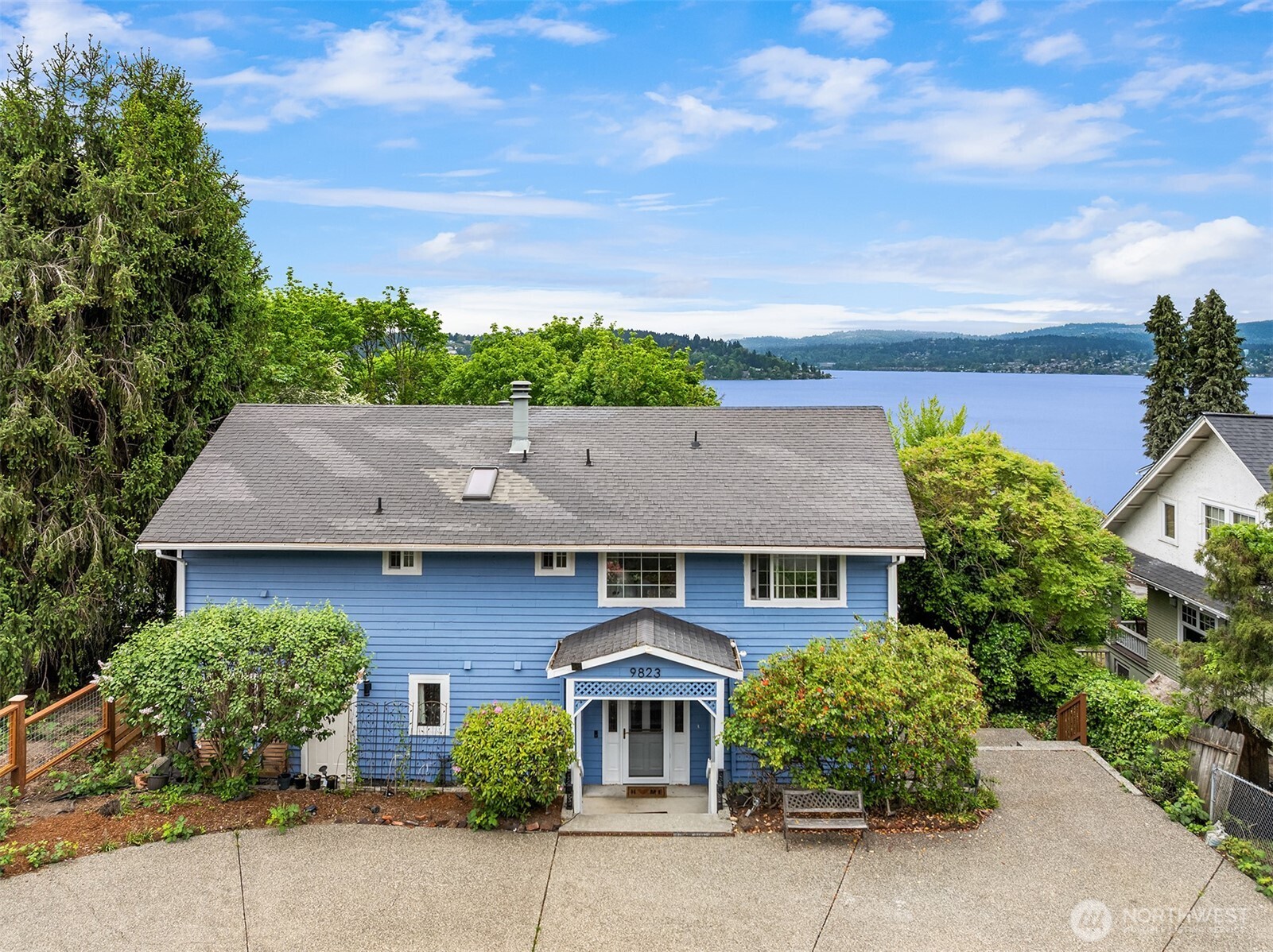 9823 Arrowsmith Avenue S Seattle WA 98118
