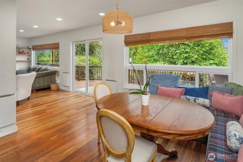9823 Arrowsmith Avenue S Seattle WA 98118