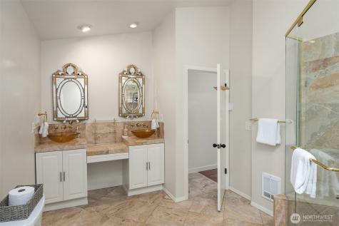9823 Arrowsmith Avenue S Seattle WA 98118