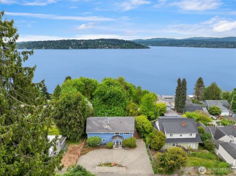 9823 Arrowsmith Avenue S Seattle WA 98118