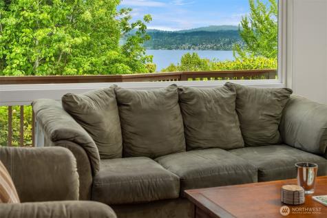 9823 Arrowsmith Avenue S Seattle WA 98118