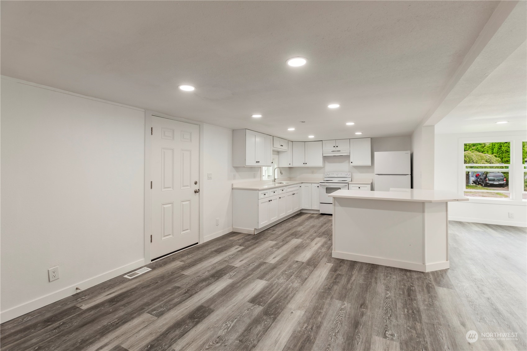 15806 54th Street Court E Sumner WA 98390