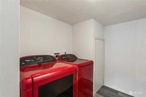 15806 54th Street Court E Sumner WA 98390