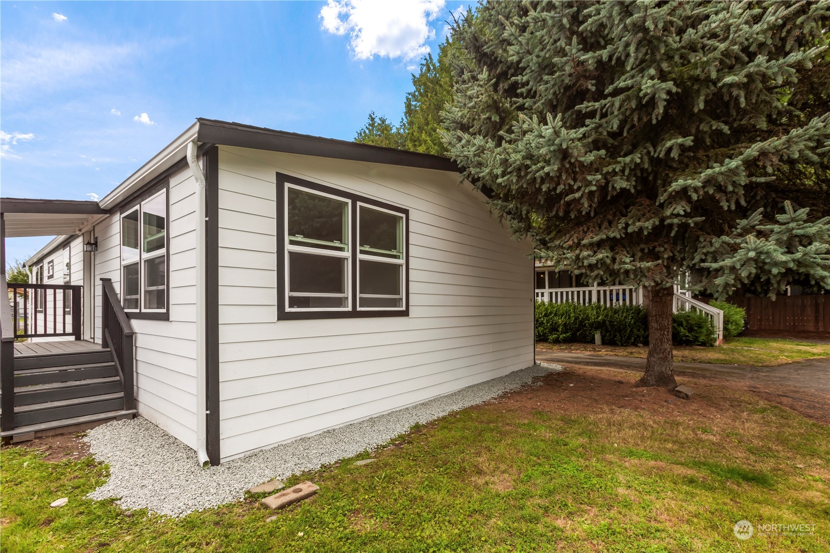 15806 54th Street Court E Sumner WA 98390
