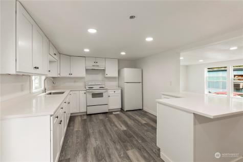 15806 54th Street Court E Sumner WA 98390