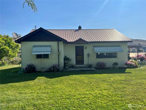 292 Sr 153 Pateros WA 98846