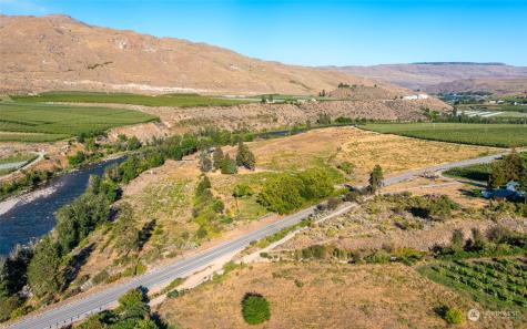 292 Sr 153 Pateros WA 98846