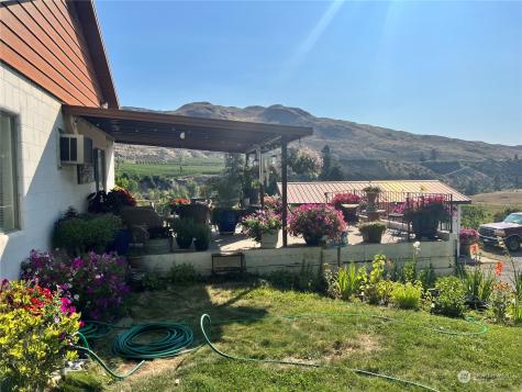 292 Sr 153 Pateros WA 98846