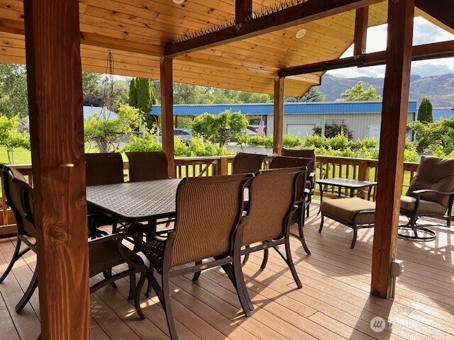 15 Oro Beach Drive Oroville WA 98844