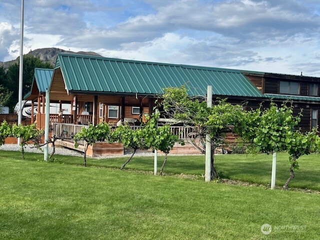 15 Oro Beach Drive Oroville WA 98844