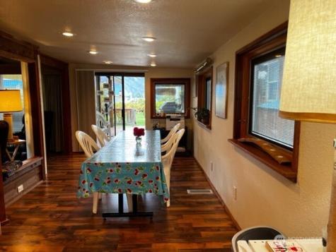 15 Oro Beach Drive Oroville WA 98844