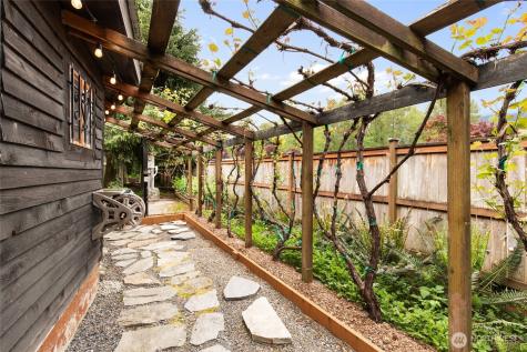 30508 223rd Avenue NE Arlington WA 98223