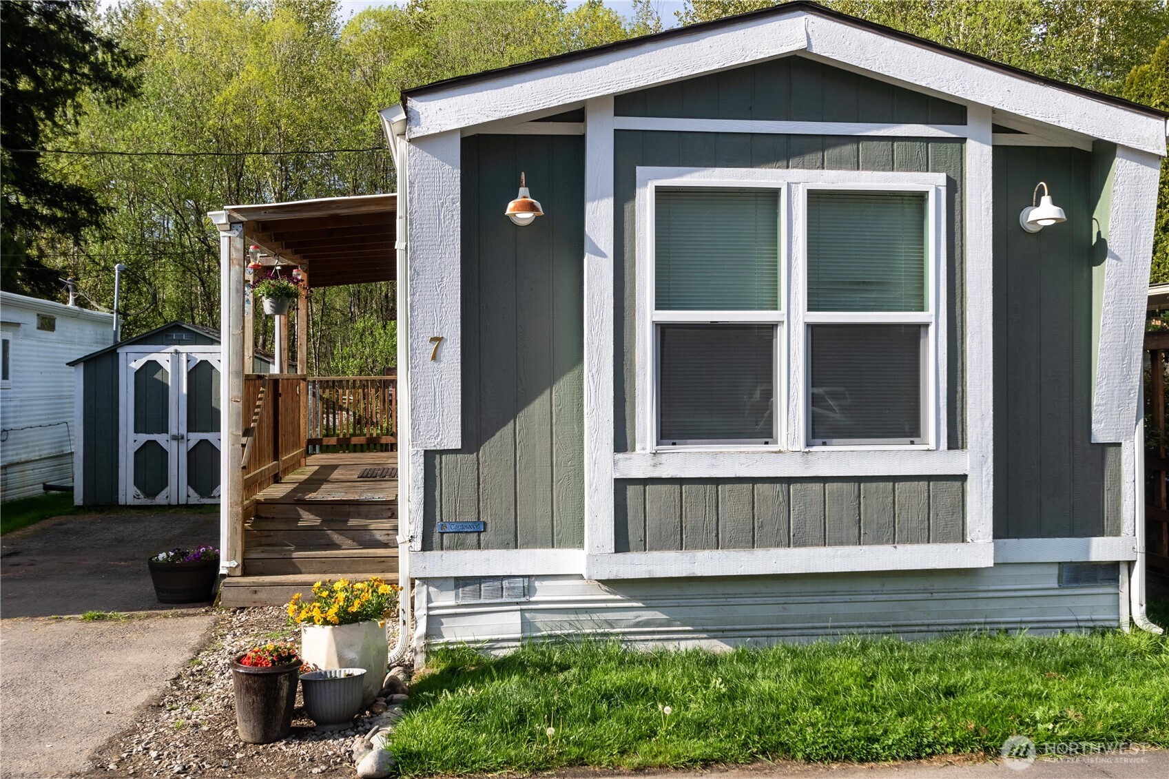 105 E Cox Arlington WA 98223