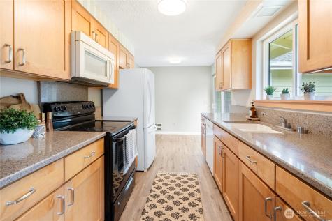 7210 Bryrwood Drive Aberdeen WA 98520