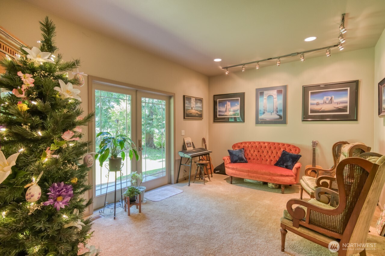 163 Prawn Road Port Angeles WA 98363