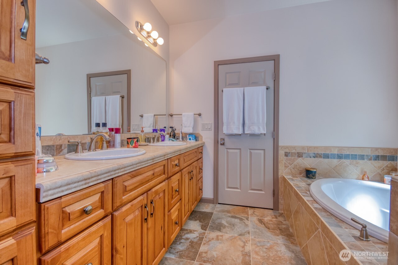 163 Prawn Road Port Angeles WA 98363