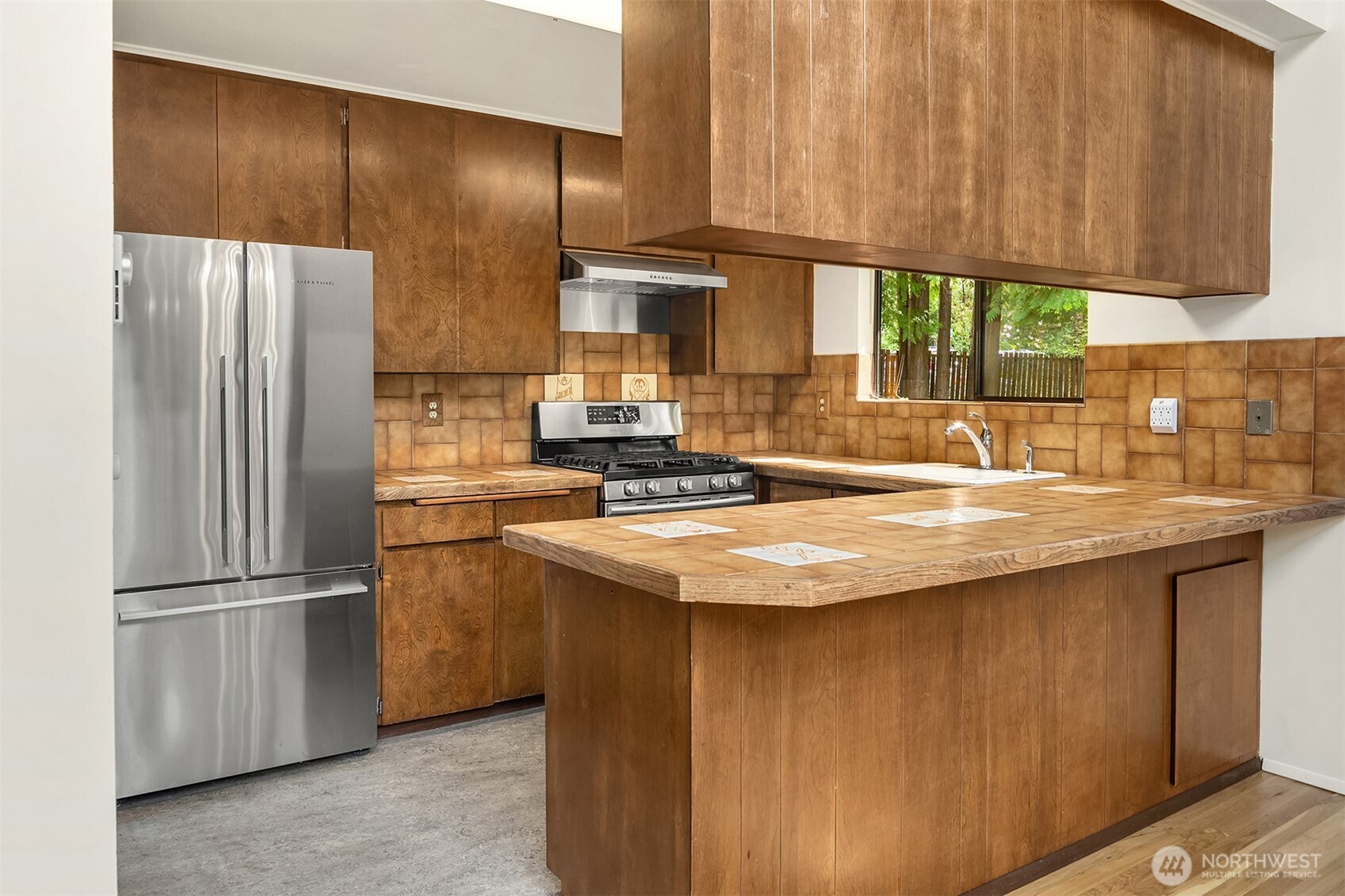 5709 80th Avenue SE Mercer Island WA 98040
