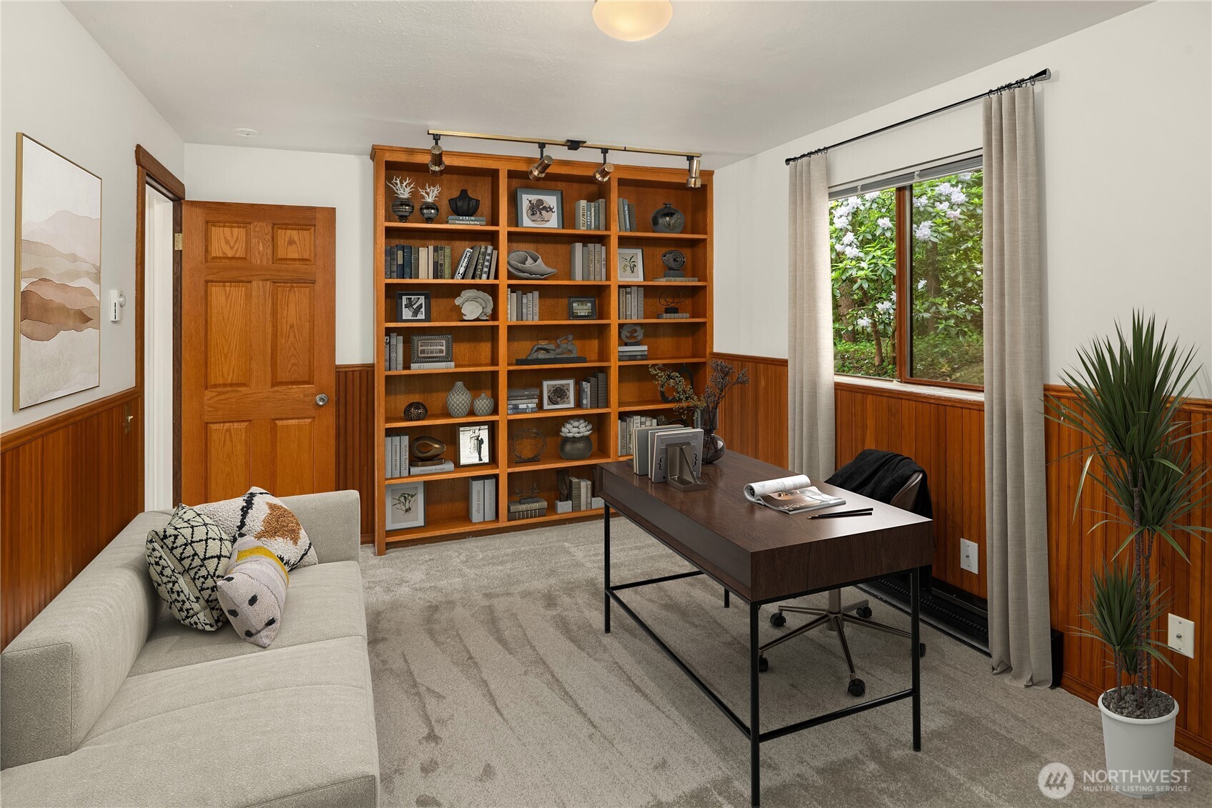 5709 80th Avenue SE Mercer Island WA 98040