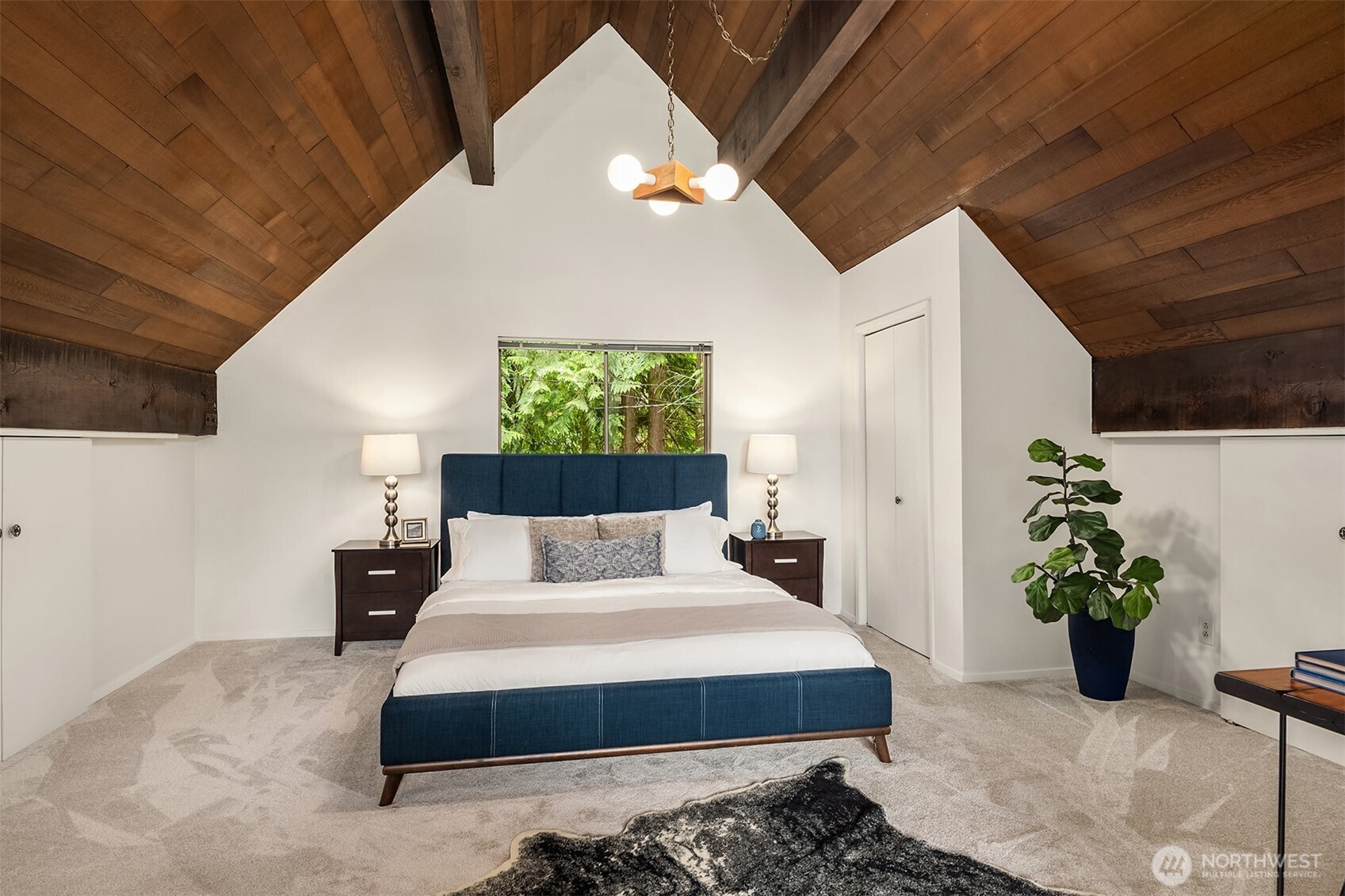5709 80th Avenue SE Mercer Island WA 98040