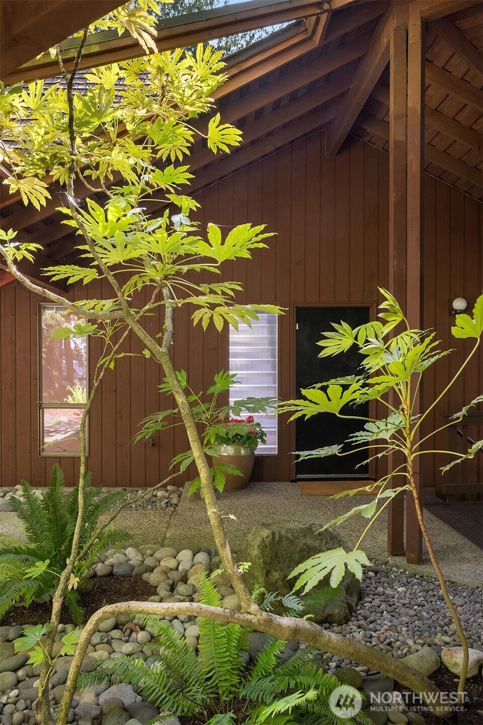 5709 80th Avenue SE Mercer Island WA 98040