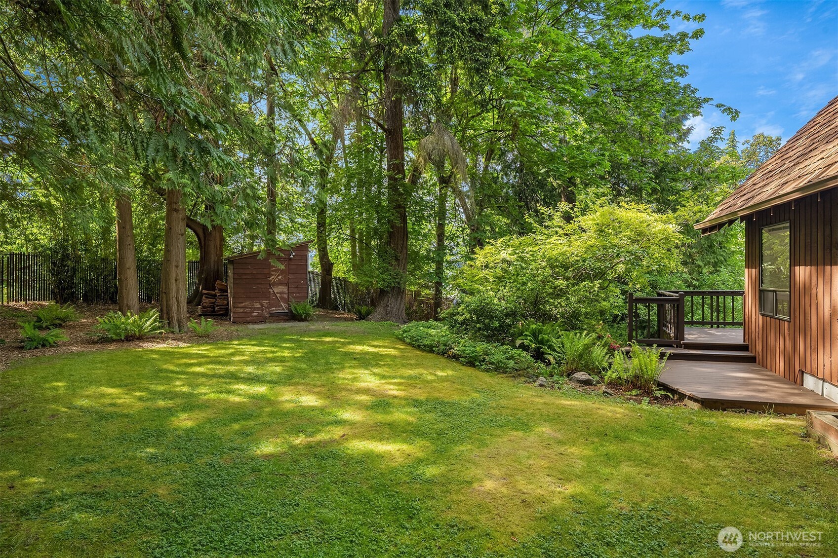 5709 80th Avenue SE Mercer Island WA 98040
