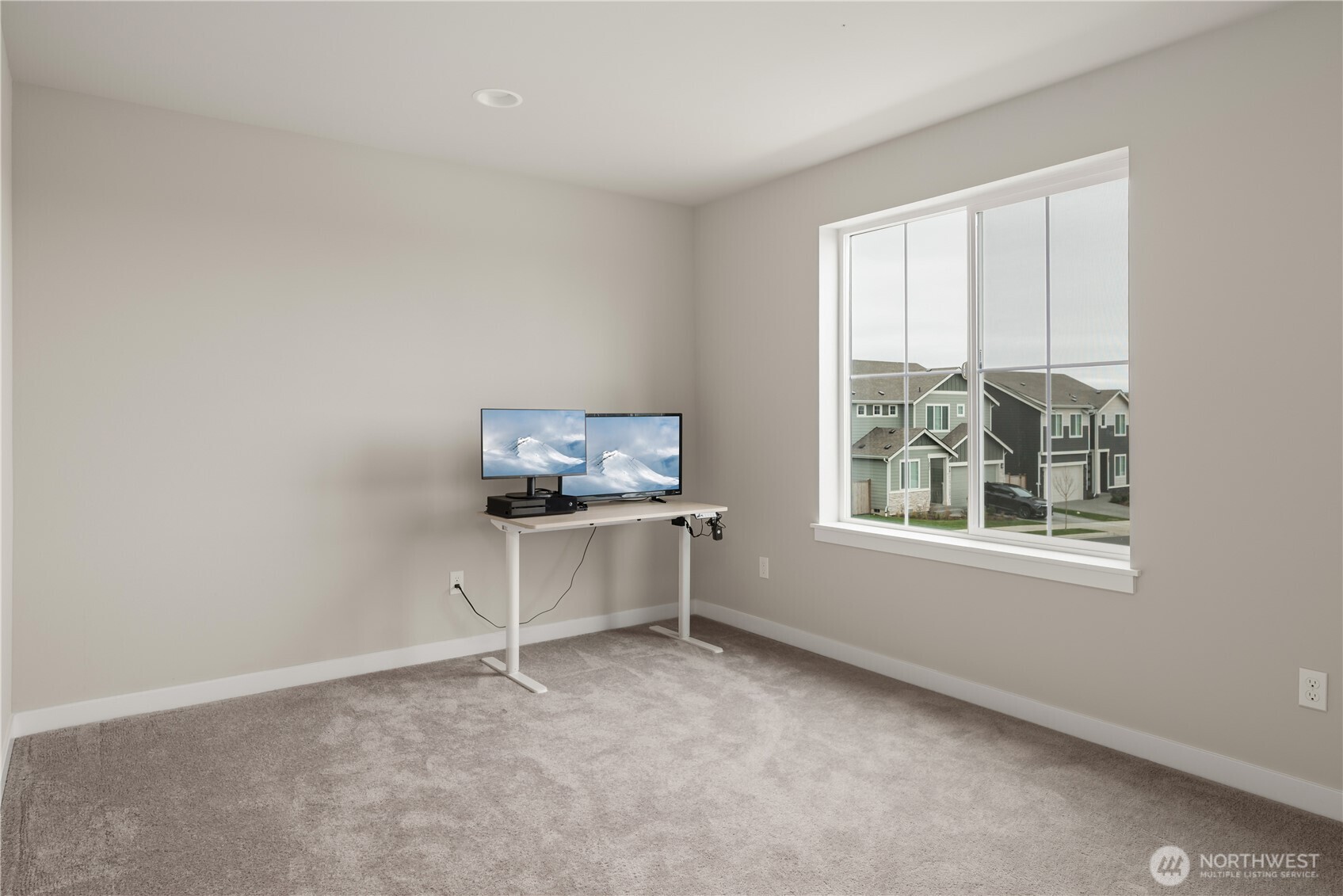 2120 SW Putnam Drive Oak Harbor WA 98277