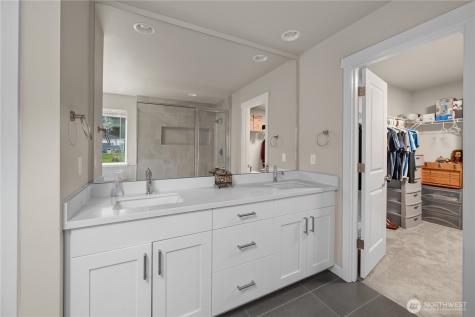 2120 SW Putnam Drive Oak Harbor WA 98277