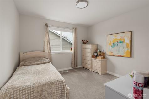 2120 SW Putnam Drive Oak Harbor WA 98277