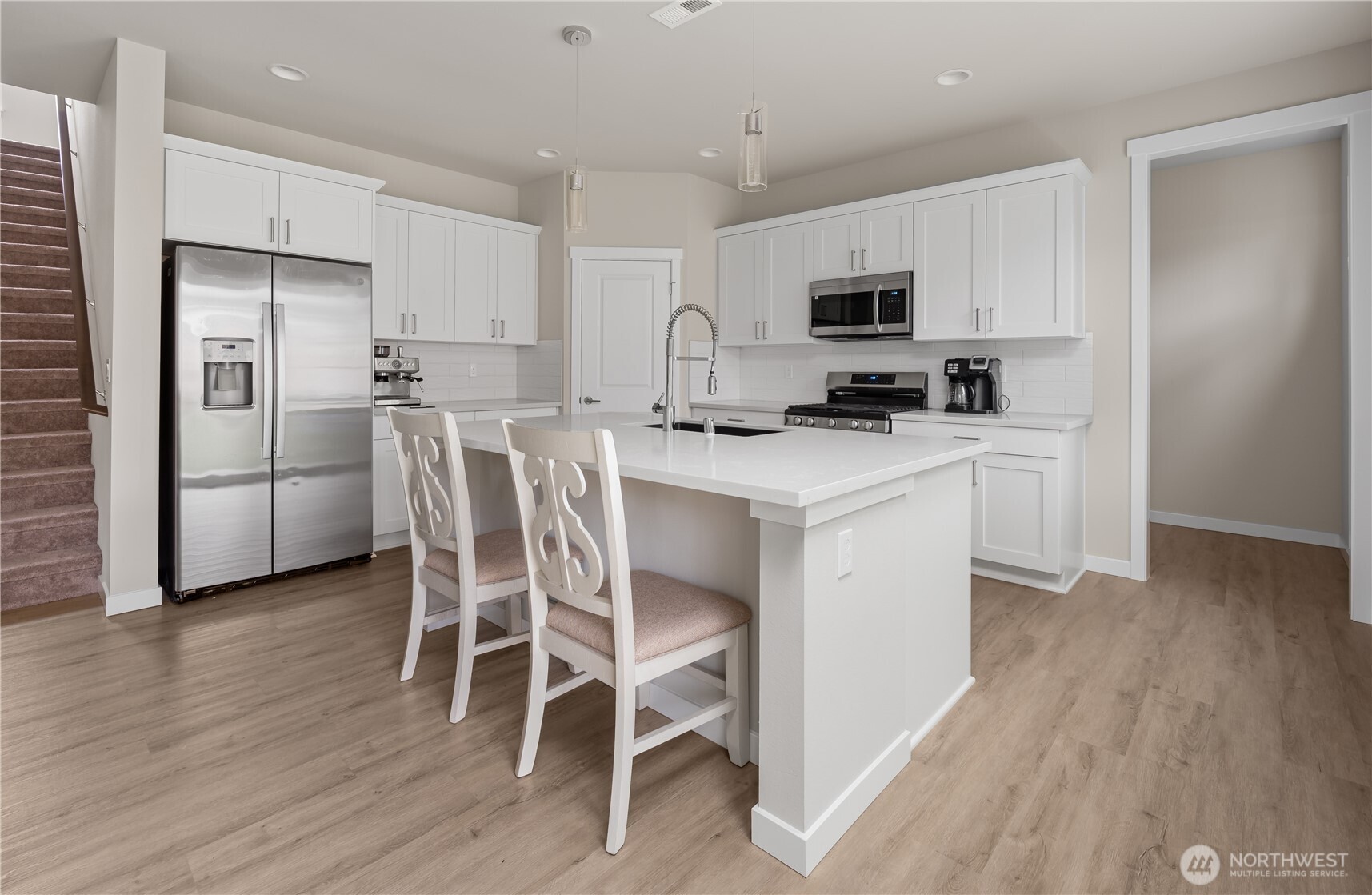 2120 SW Putnam Drive Oak Harbor WA 98277
