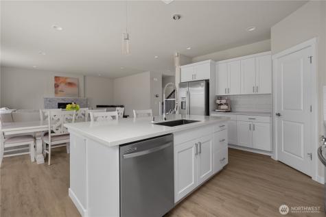 2120 SW Putnam Drive Oak Harbor WA 98277