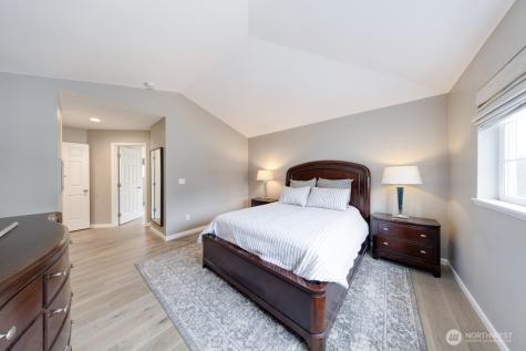 4905 NE 19th Court Renton WA 98059