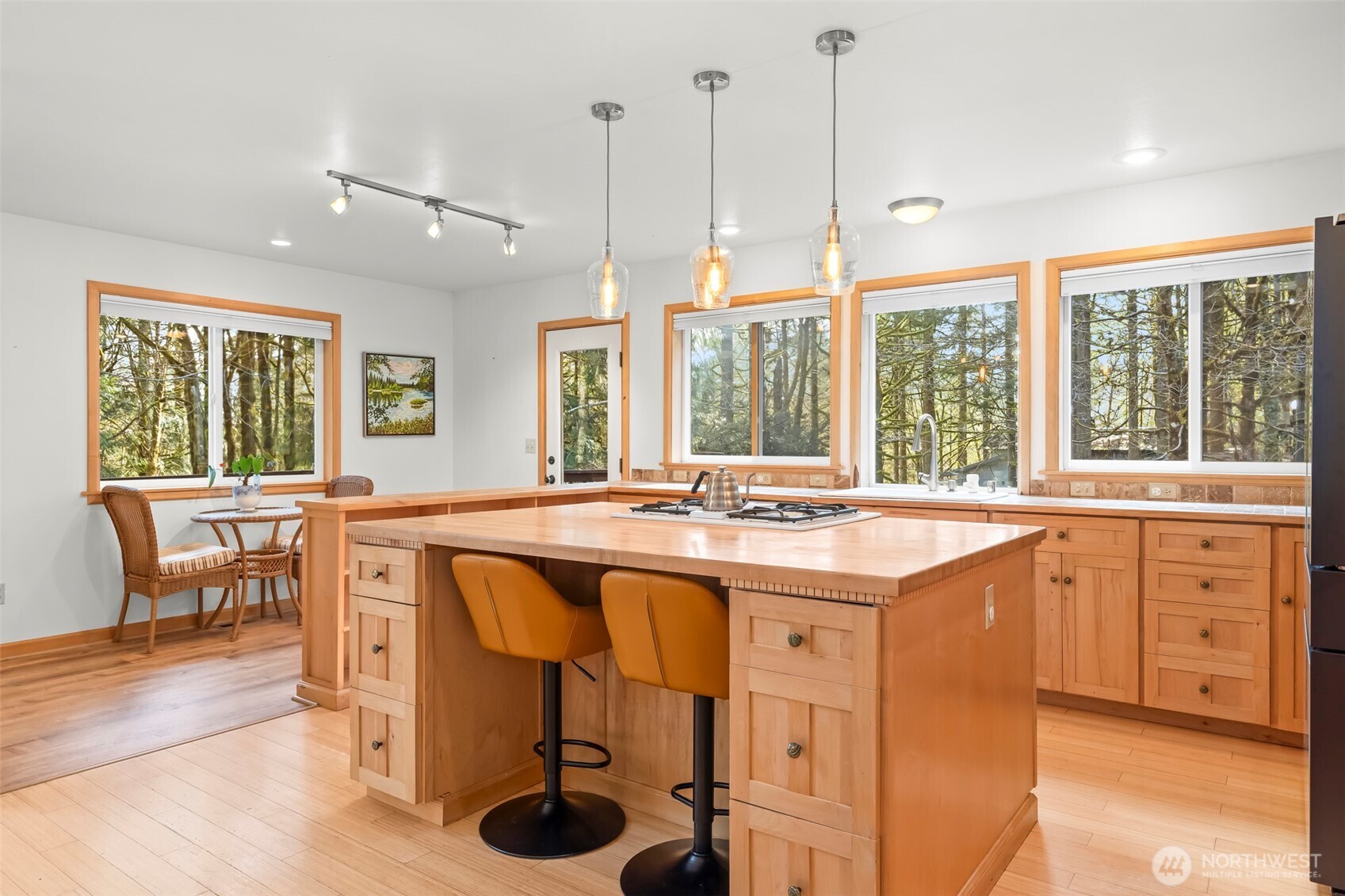 6116 Northill Loop SW Olympia WA 98512