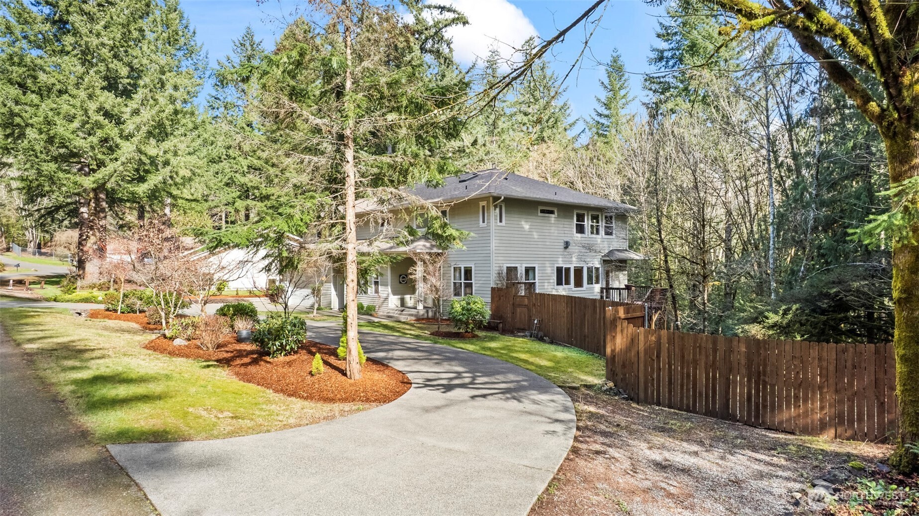 6116 Northill Loop SW Olympia WA 98512