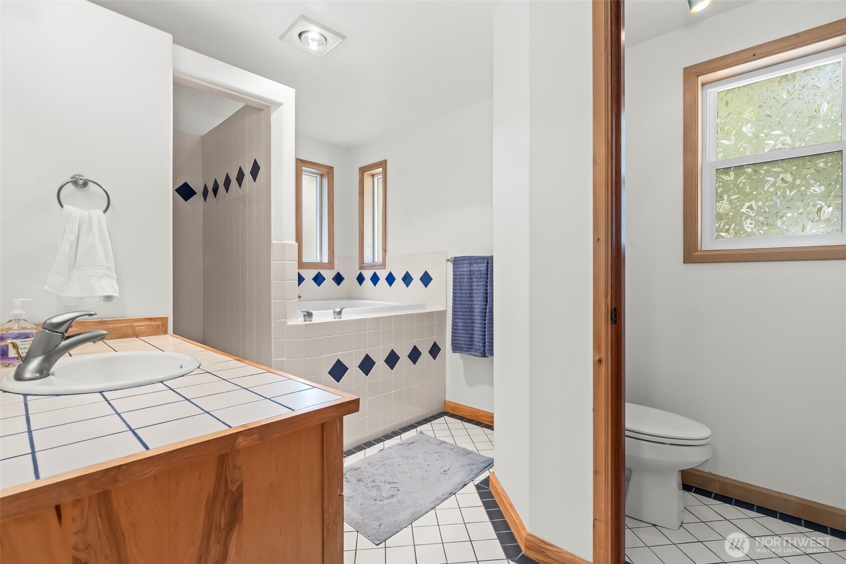 6116 Northill Loop SW Olympia WA 98512