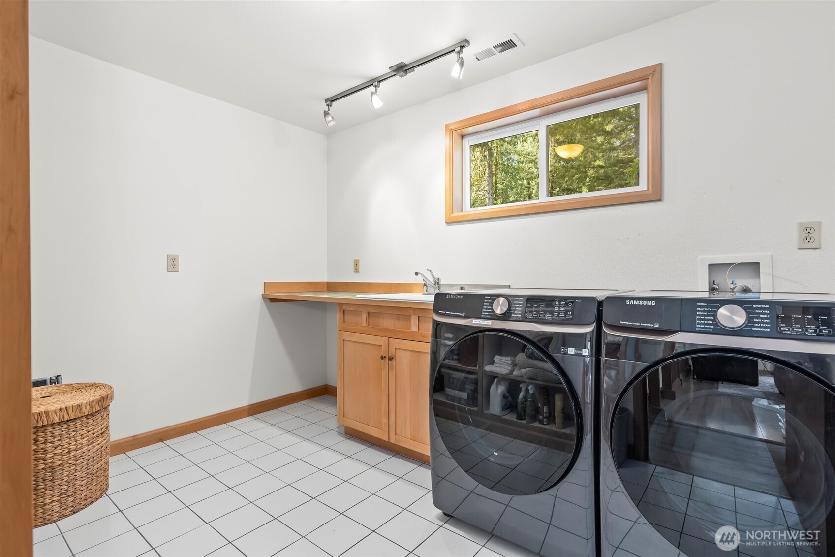 6116 Northill Loop SW Olympia WA 98512