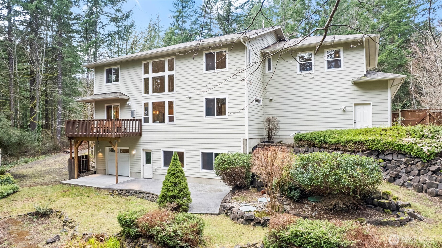 6116 Northill Loop SW Olympia WA 98512