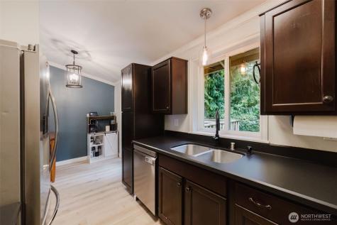 1799 NW Mulholland Boulevard Poulsbo WA 98370