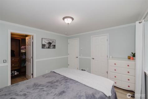 1799 NW Mulholland Boulevard Poulsbo WA 98370