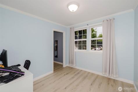 1799 NW Mulholland Boulevard Poulsbo WA 98370