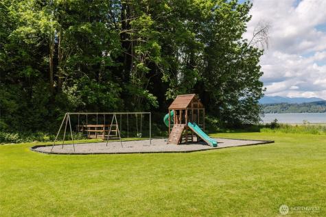 1799 NW Mulholland Boulevard Poulsbo WA 98370