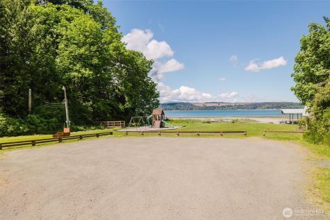 1799 NW Mulholland Boulevard Poulsbo WA 98370