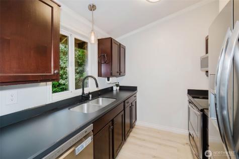 1799 NW Mulholland Boulevard Poulsbo WA 98370