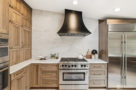 2506 159th Avenue SE Bellevue WA 98008