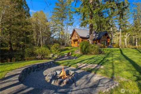 7200 NE Day Road W Bainbridge Island WA 98110